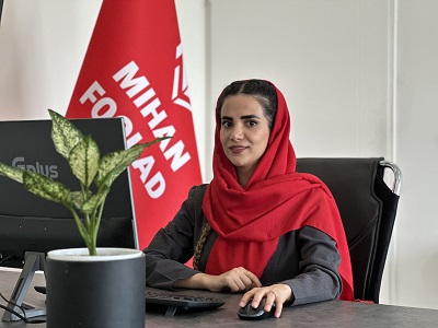 هانیه اکبری